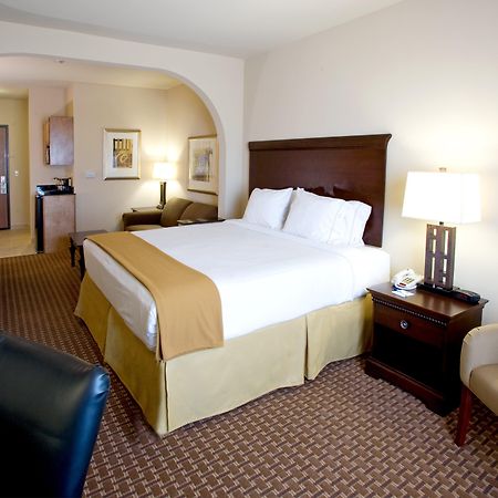 Holiday Inn Express Hotel And Suites Kingsville By Ihg Δωμάτιο φωτογραφία
