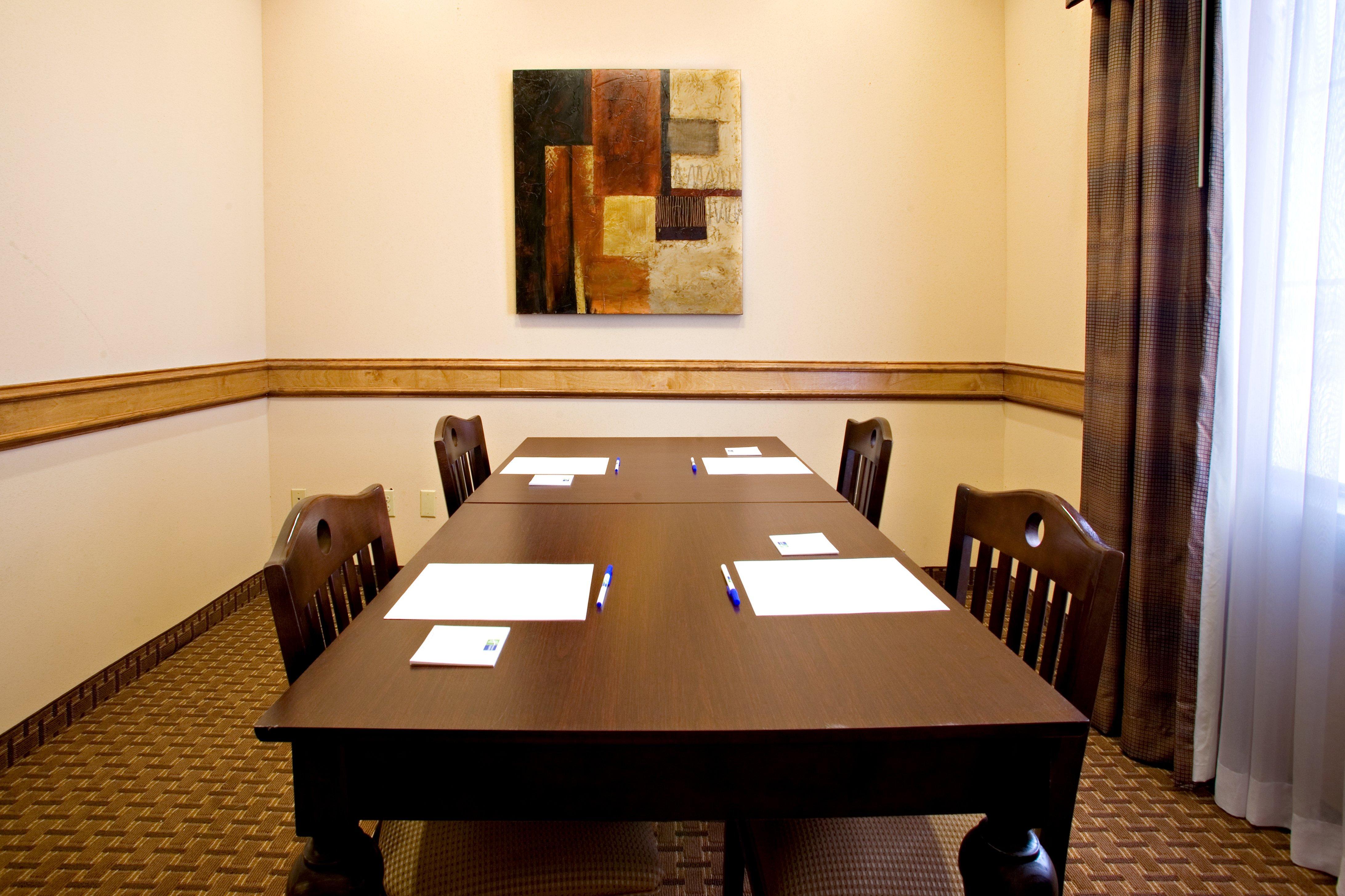 Holiday Inn Express Hotel And Suites Kingsville By Ihg Εξωτερικό φωτογραφία