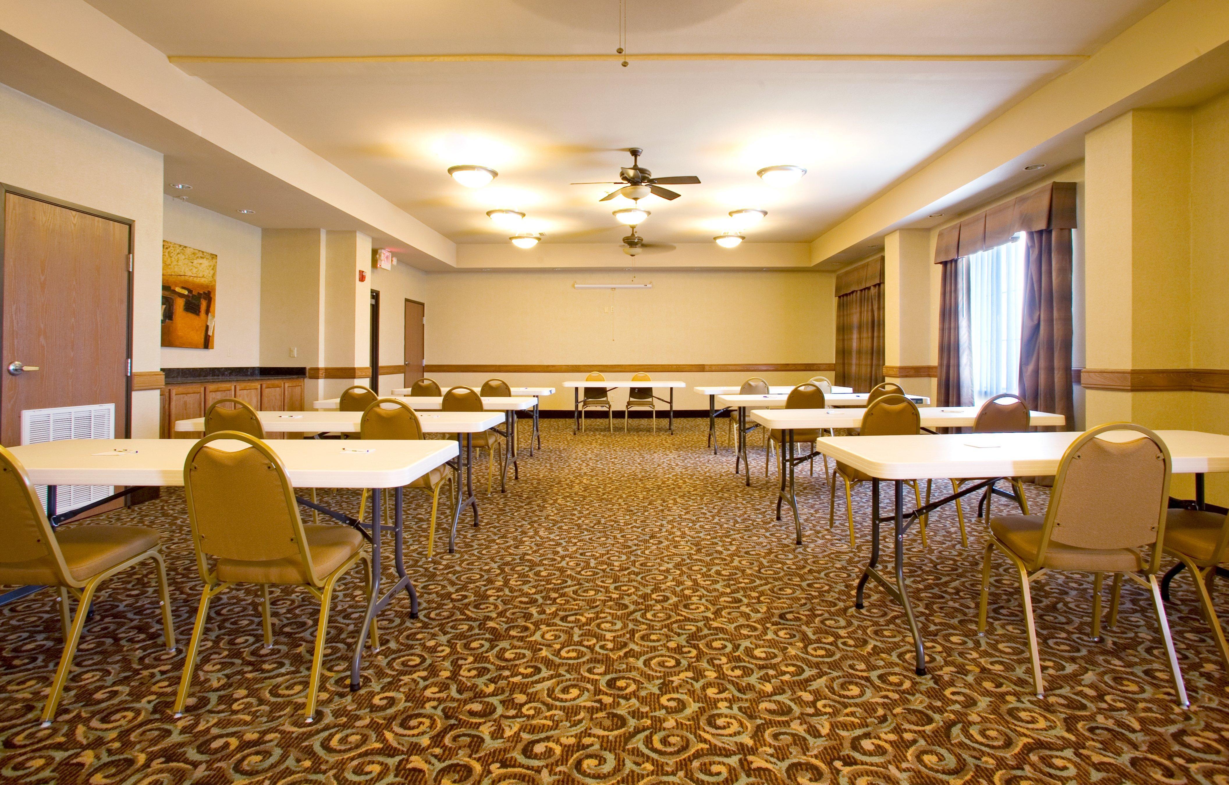 Holiday Inn Express Hotel And Suites Kingsville By Ihg Ανέσεις φωτογραφία