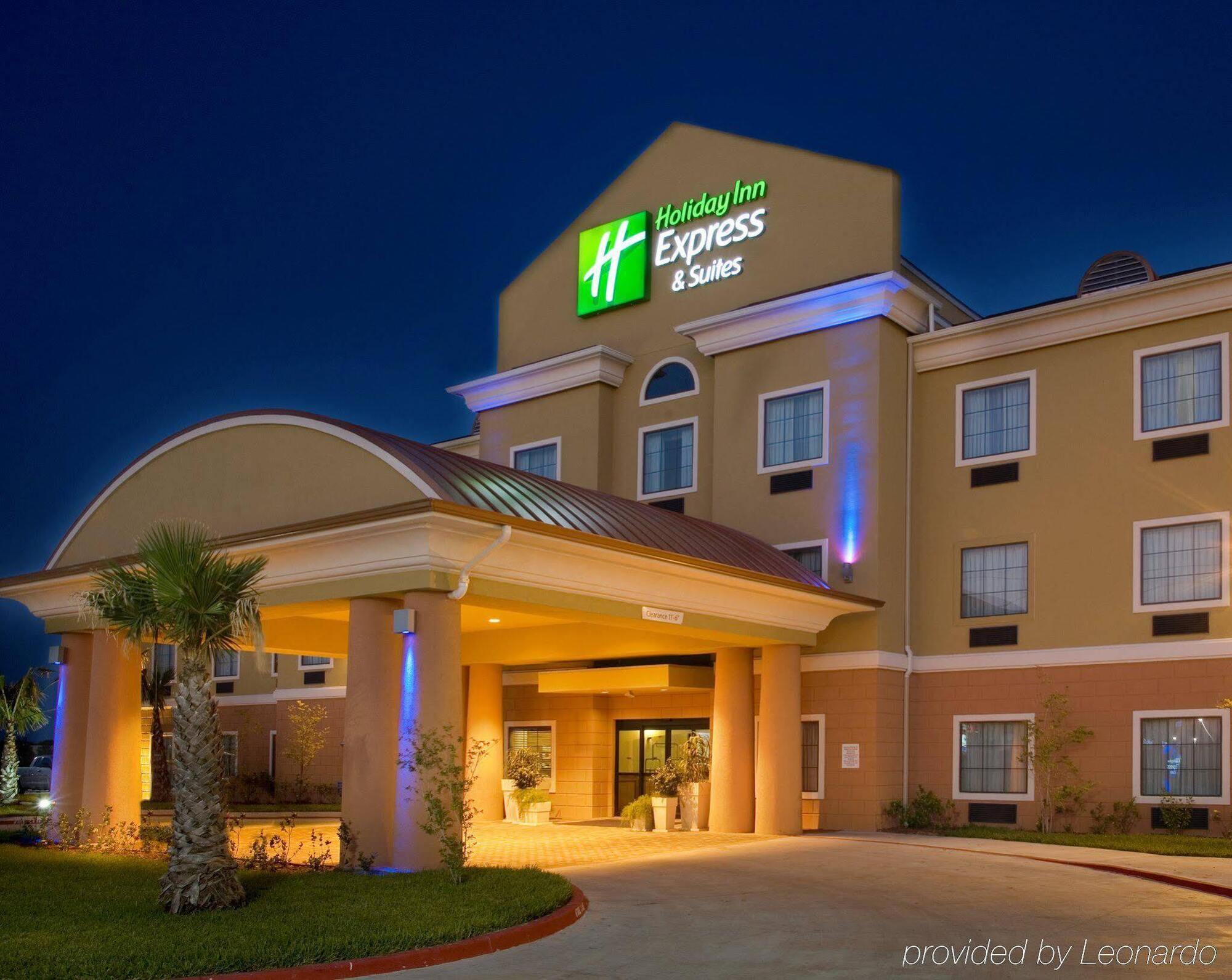 Holiday Inn Express Hotel And Suites Kingsville By Ihg Εξωτερικό φωτογραφία