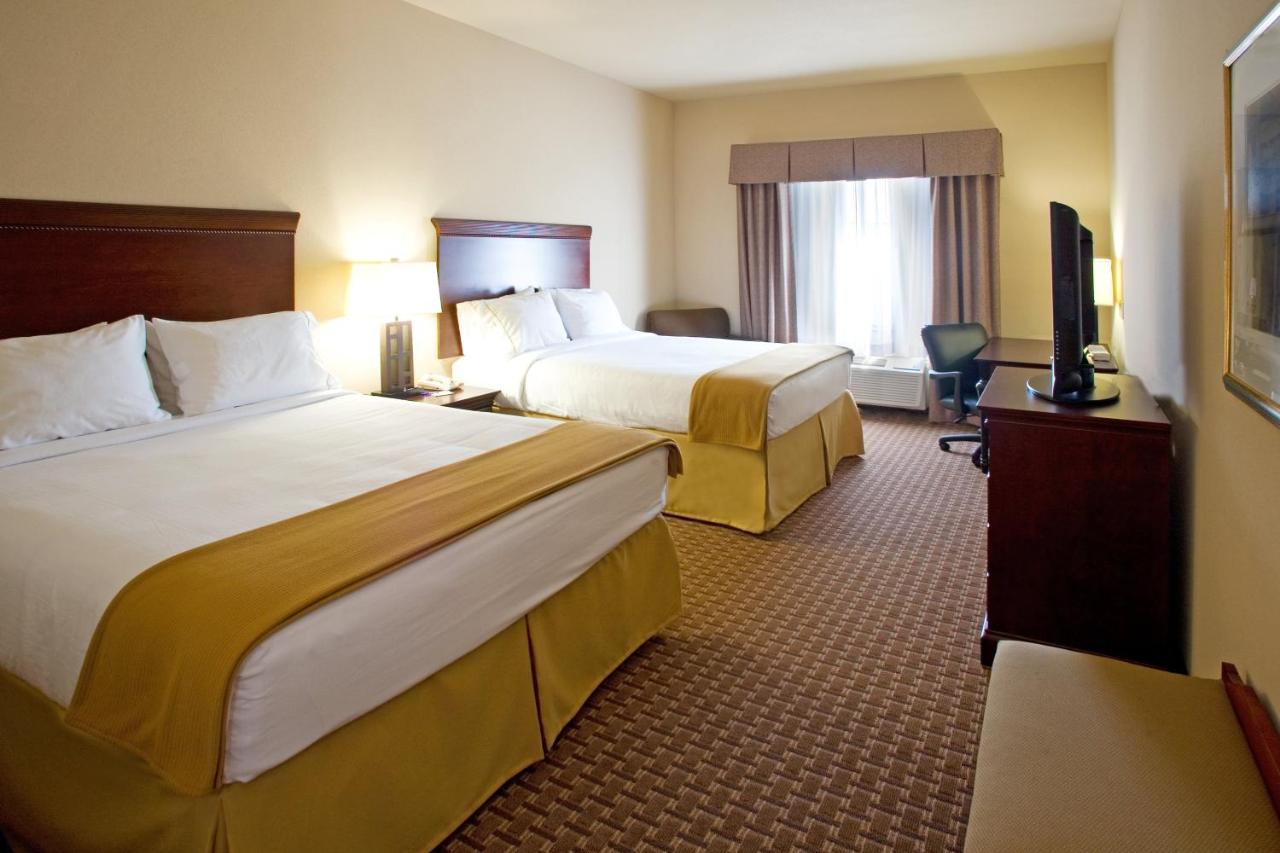 Holiday Inn Express Hotel And Suites Kingsville By Ihg Εξωτερικό φωτογραφία